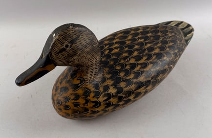 ARTIE BENNETT MALLARD HEN DECOY Lockport, Illinois, 20th Century Length 16".