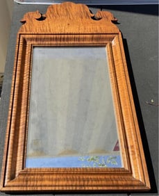 STAPLES CABINET MAKERS CUSTOM-MADE MIRROR Norton, Massachusetts, 20th Century Height 24". Width 12".