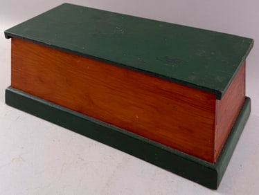 SMALL PINE CHEST FILLED WITH A GERMAN WOODEN NOAH'S ARK SET 19th/20th Century Length 14.5".