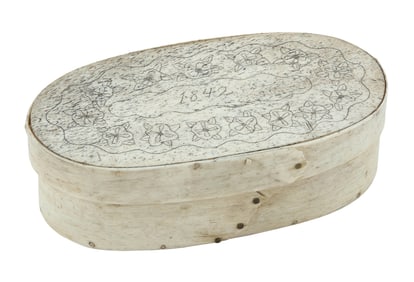 ENGRAVED PANBONE DITTY BOX 19th Century Length 6.25".