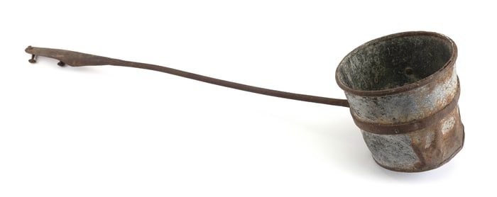 GALVANIZED BLUBBER DIPPER 19th Century Length 42.5". Bucket diameter 9.5".