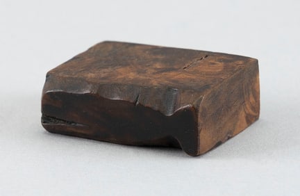 WOODEN SPERM WHALE STAMP Length 1.75".