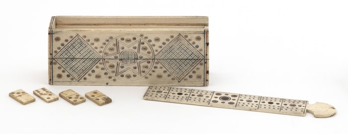 NAPOLEONIC PRISONER-OF-WAR CARVED BONE GAMES BOX Early 19th Century Height 2.25". Length 6.5". Width