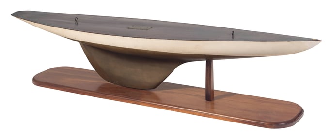 FULL HULL MODEL OF THE AMERICA'S CUP YACHT "COLUMBIA" Circa 1899 Height on stand 10". Length 49.5".