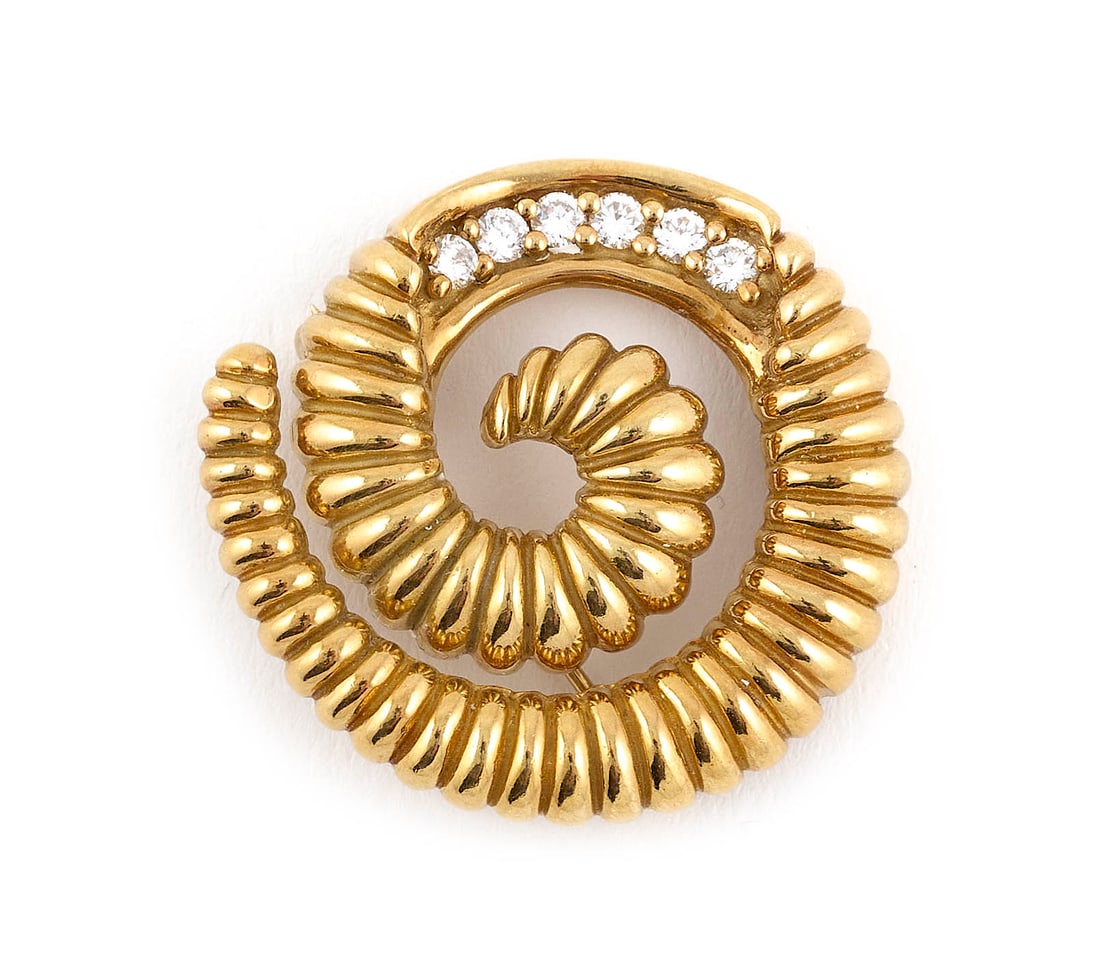 18KT YELLOW GOLD AND DIAMOND PIN Approx. 10.2 total dwt. (1 of 1)