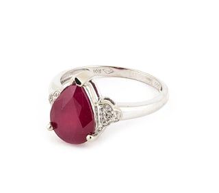 10KT WHITE AND YELLOW GOLD, RUBY AND DIAMOND RING Approx. 1.7 total dwt.