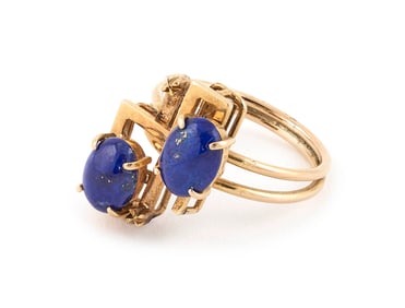 14KT YELLOW GOLD AND LAPIS LAZULI RING Approx. 2.6 total dwt.