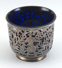 ENGLISH STERLING SILVER CACHEPOT WITH COBALT BLUE GLASS LINER 19th Century Approx. 9.1 troy oz.