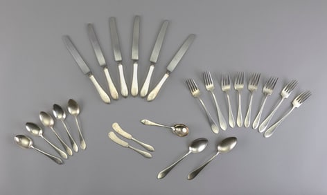 WATSON CO. "OLD COLONY" STERLING SILVER FLATWARE Attleboro, Massachusetts, Early 20th Century