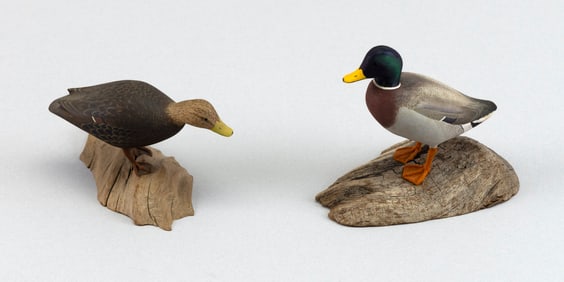 HAROLD GIBBS MINIATURE BLACK DUCK AND MALLARD DRAKE Barrington, Rhode Island, 1886-1970 Heights