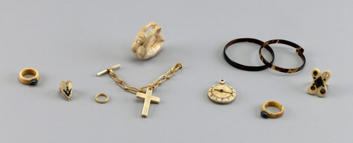 TEN PIECES OF JEWELRY 19th Century Diameters from 0.75" to 2.75".