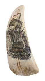 * POLYCHROME ENGRAVED WHALE'S TOOTH DEPICTING AN 18TH CENTURY NAVAL BATTLE 20th Century Length 8".