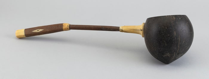 COCONUT SHELL DIPPER 19th Century Length 17".