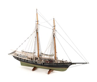 FINE MODEL OF THE WHALING SCHOONER "JOHN R. MANTA" 20th Century Height approx. 21". Length approx.