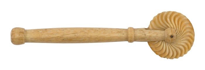 WHALEBONE PIE CRIMPER 19th Century Length 6.75".