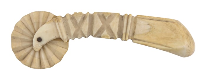 WHALE IVORY PIE CRIMPER 19th Century Length 6".