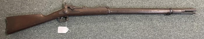 U.S. SPRINGFIELD TRAPDOOR RIFLE 19th Century Length of barrel 31". Total length 49".