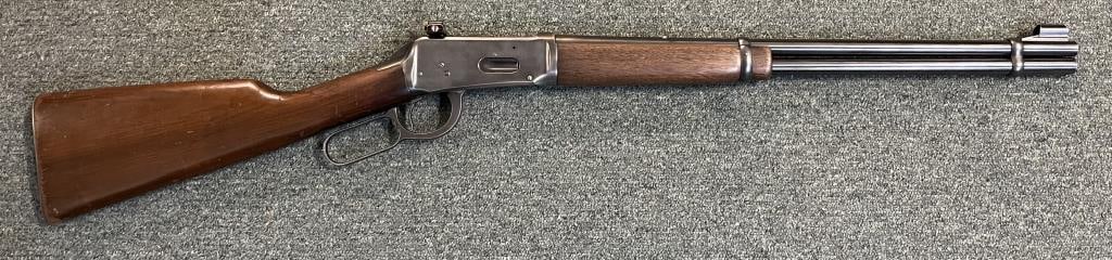 * WINCHESTER MODEL 94 LEVER-ACTION RIFLE Pre-1964 Length of barrel 18". Total length 42".: * WINCHESTER MODEL 94 LEVER-ACTION RIFLE Pre-1964 .30-30 cal., Serial #2129346. This lot will be delivered only to holders of a Federal Firearms Dealer's License. Please be aware of license requiremen