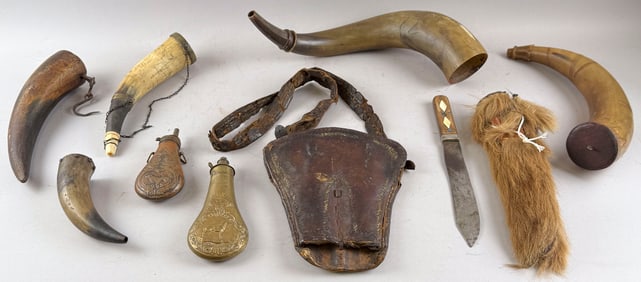 COLLECTION OF POWDER HORNS, FLASKS, ETC. 19th Century Lengths from 7" to 15".