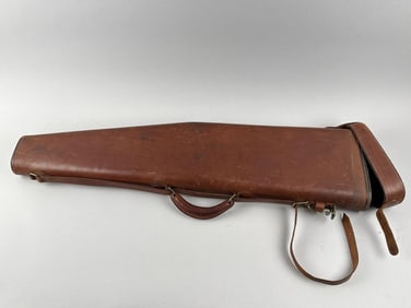 LEATHER LEG-O'-MUTTON GUN CASE Early 20th Century Length 34".