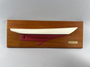 TRIDENT STUDIOS MOUNTED HALF HULL MODEL OF A BERMUDA 40 America, Contemporary Backboard 8.5" x