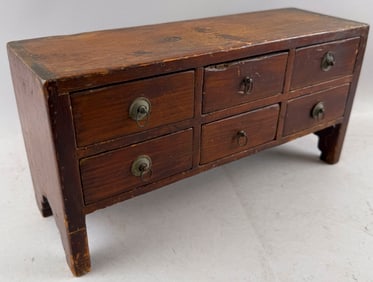 PINE SIX-DRAWER SPICE CHEST 19th Century Height 8.25". Width 16". Depth 5".