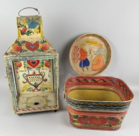 PETER HUNT WASH TUB AND A PETER HUNT-STYLE TRAY AND LANTERN 20th Century Tub height 8". Tray