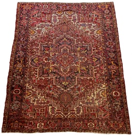 HERIZ RUG: 8'9" X 11'4" Circa 1940-1950