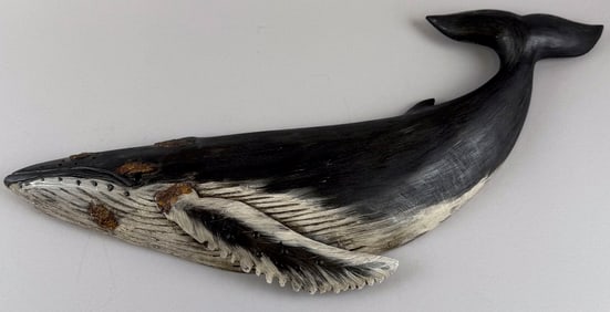 ROGER MITCHELL CARVED HUMPBACK WHALE PLAQUE Massachusetts, Contemporary Length 23".