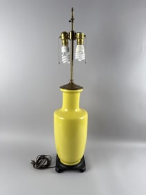 CHINESE YELLOW GLAZE PORCELAIN VASE MOUNTED AS A TABLE LAMP 20th Century Vase height 17". Total