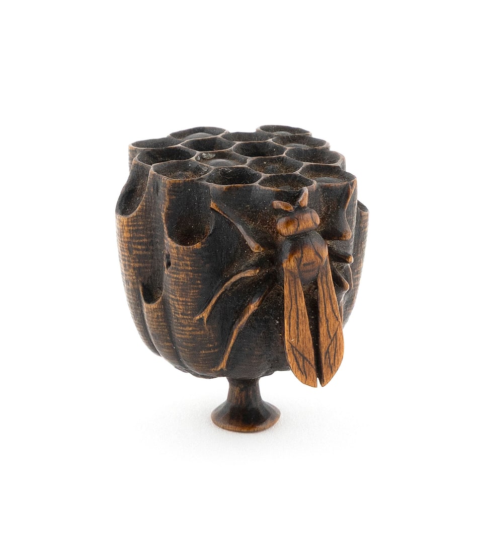 FINE JAPANESE YAMAHA SCHOOL CARVED WOOD NETSUKE BY MASANAO 19th Century Height 1.5". (1 of 5)