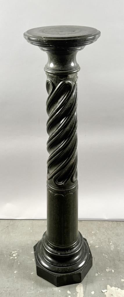 ITALIAN GREEN MARBLE PEDESTAL Late 19th/Early 20th Century Height approx. 44". Top diameter 10".: ITALIAN GREEN MARBLE PEDESTALLate 19th/Early 20th CenturyFabricated in four pieces.Height approx. 44". Top diameter 10".