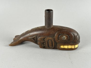 TLINGIT CARVED ORCA-FORM EFFIGY PIPE 19th Century Length 8".