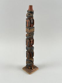 NORTHWEST COASTAL SOUVENIR TOTEM POLE 20th Century Height 13".