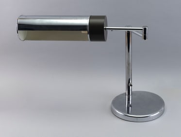 WALTER VON NESSEN (GERMANY/AMERICA, 1889-1943) FOR NESSEN LAMPS INC. SWING-ARM DESK LAMP Bronx, New