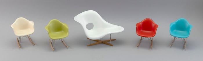 FIVE VITRA DESIGN MUSEUM MINIATURE CHARLES AND RAY EAMES CHAIRS 20th Century Heights from 4.75" to