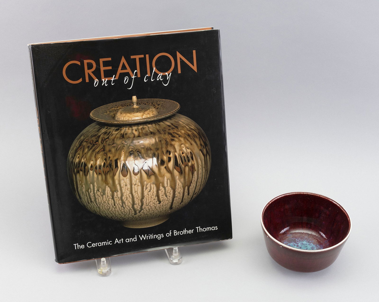 BROTHER THOMAS BEZANSON (Canada, 1929-2007), Copper red and blue glazed porcelain tea bowl., Height (1 of 6)