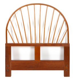 THOMAS MOSER "SPINDLE" TWIN HEADBOARD Auburn, Maine, Contemporary Height 46". Width 40".