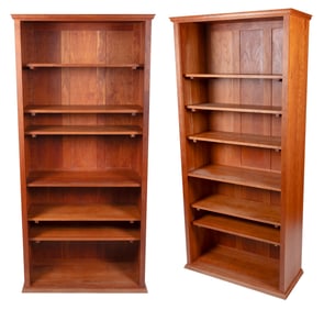 PAIR OF THOMAS MOSER TALL BOOKCASES Auburn, Maine, Contemporary Heights 76". Widths 35.5". Depths