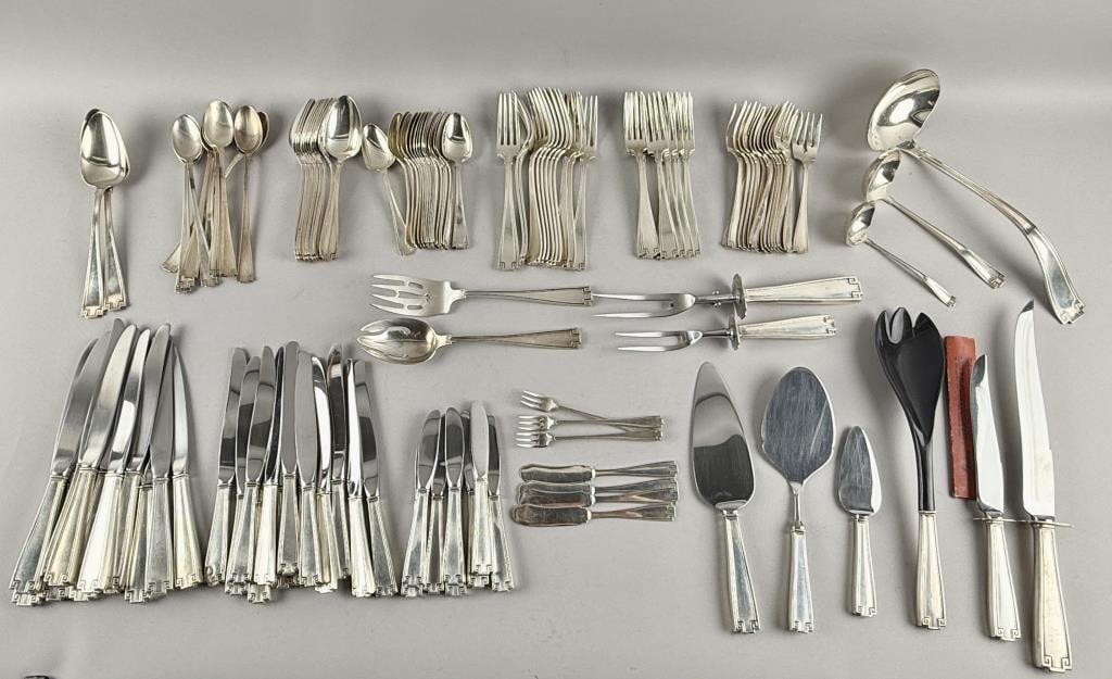 GORHAM "ETRUSCAN" STERLING SILVER FLATWARE SET Mid-20th Century Approx. 119.0 troy oz. weighable (1 of 7)