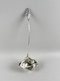 WHITING "LILY" STERLING SILVER PUNCH LADLE Circa 1931-1956 Approx. 7.0 troy oz.