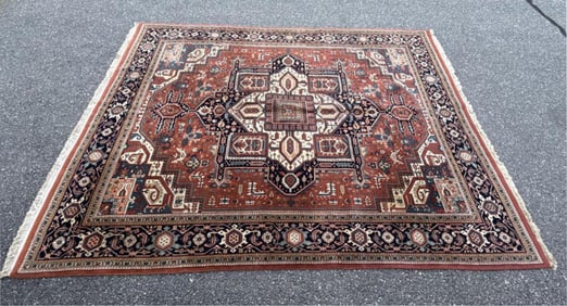 HERIZ RUG: 9'11" X 7'7" Late 20th/Early 21st Century