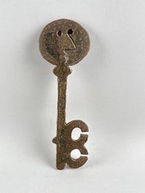 ALBERT LEON WILSON (New York, 1920-1929), Whimsical key with a Picasso-style face., Sculpted steel,