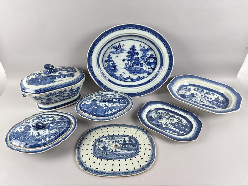 SEVEN PIECES OF CANTON PORCELAIN 19th Century Lengths from 11" to 17.5". (1 of 5)