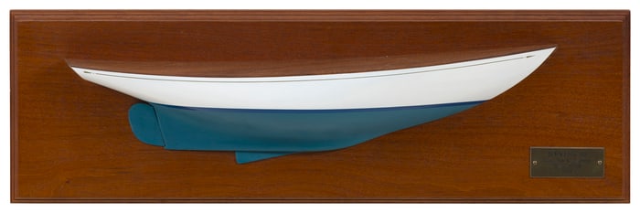 MARSOM BUTTFIELD PRATT MOUNTED HALF HULL MODEL OF A NEVINS 40 America, 1923-2009 Backboard 8" x 26".