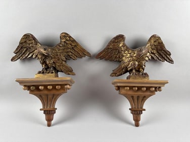 PAIR OF FEDERAL-STYLE CARVED AND GILDED EAGLE WALL BRACKETS 20th Century Heights 16". Widths 15".