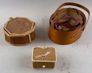 THREE SHAKER SEWING BASKETS 19th Century Lengths from 3.5" to 9".