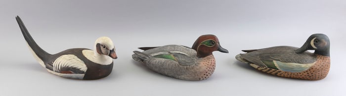 THREE R.G. JANSSON DECOYS Cape Cod, Massachusetts, 1889-1970 Lengths from 11" to 13".