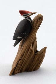HAROLD GIBBS MINIATURE PILEATED WOODPECKER Barrington, Rhode Island, 1866-1970 Heights 4.5".