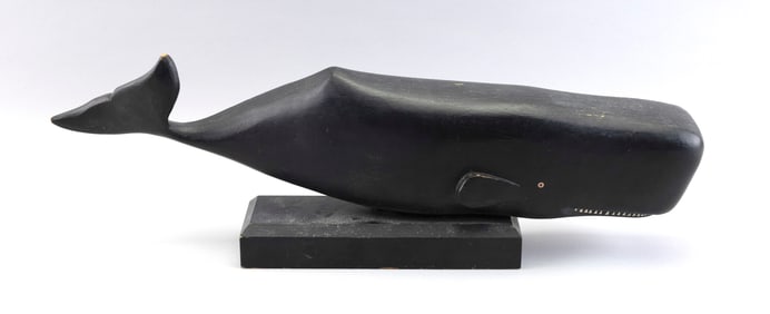 SPERM WHALE CARVING ATTRIBUTED TO THE BOSTON ARTISTIC CARVING COMPANY 20th Century Total height 7".